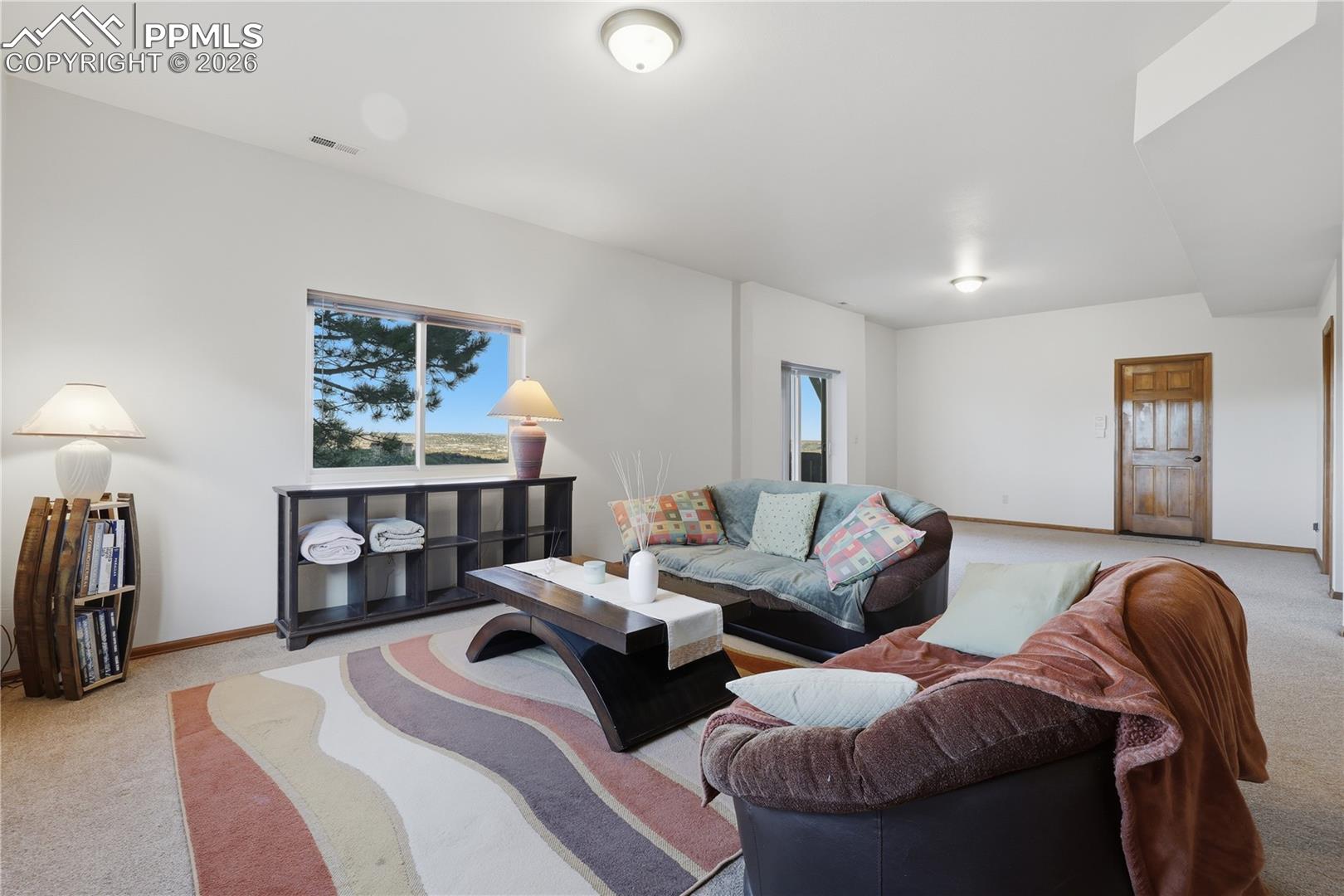 2502 Kinderhook Lane