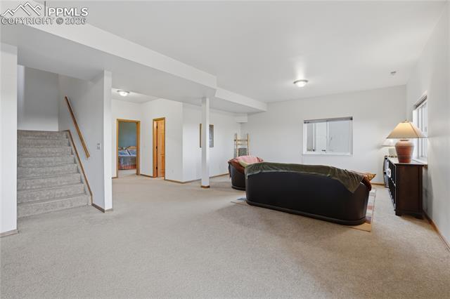 2502 Kinderhook Lane