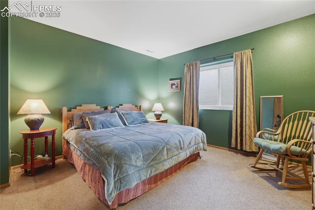 2502 Kinderhook Lane