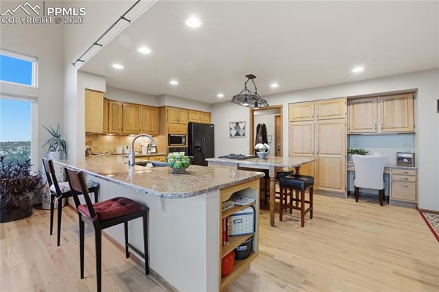 2502 Kinderhook Lane