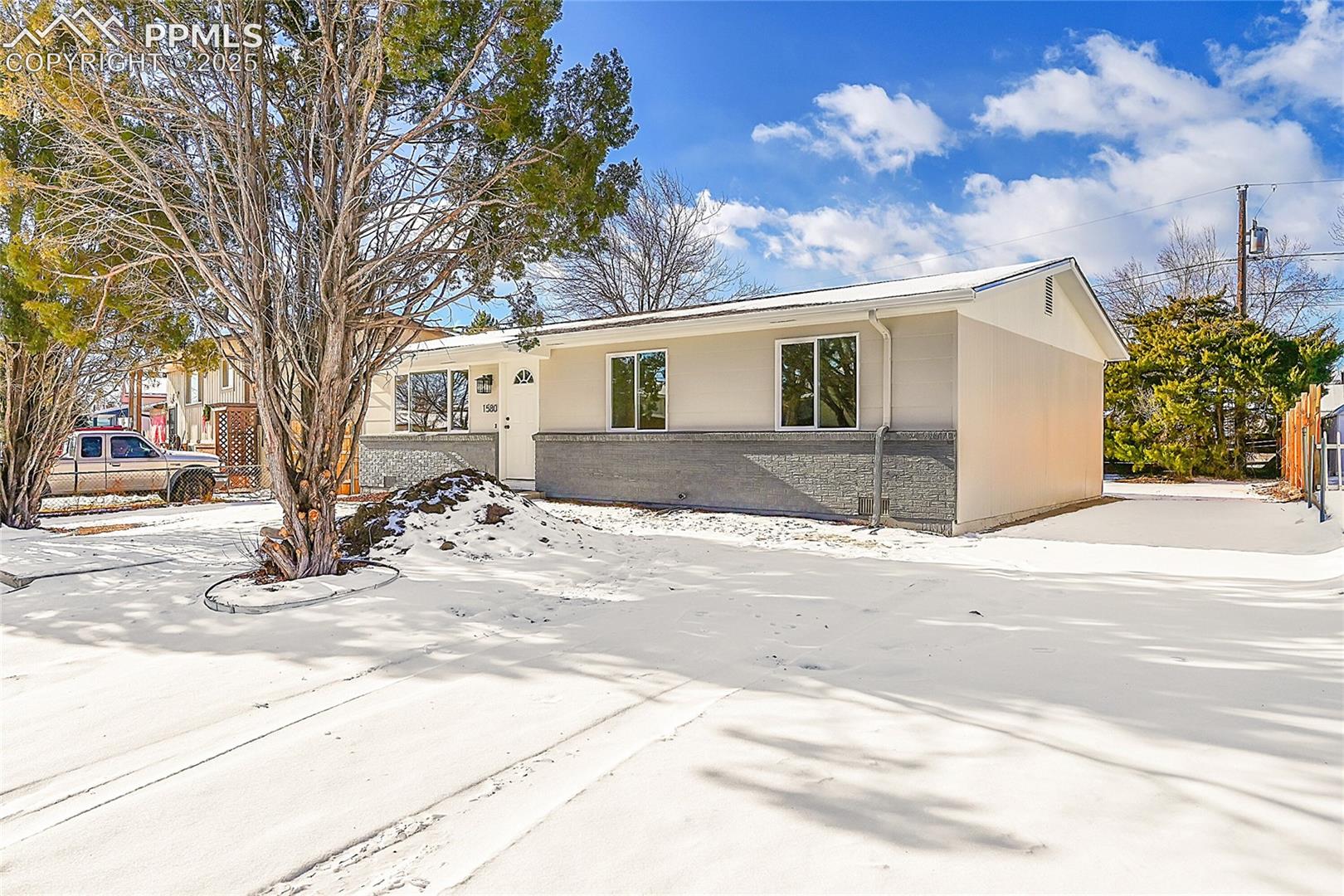 1580 Bonita Drive