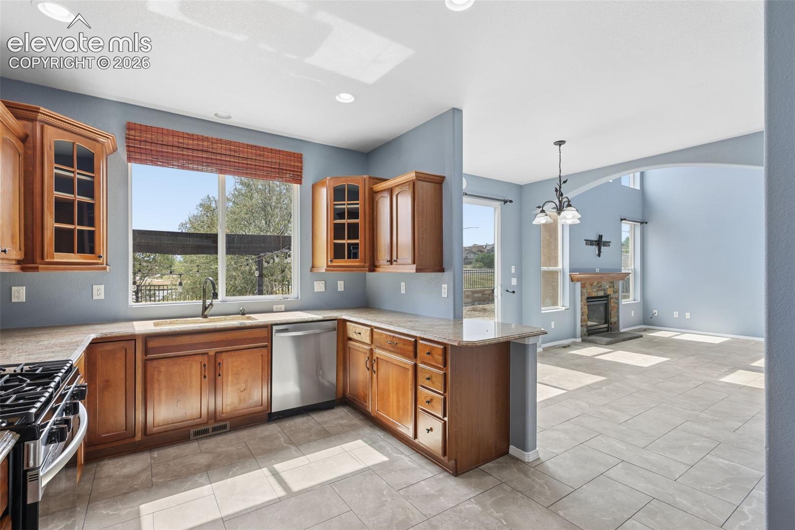 7704 Braxton Drive