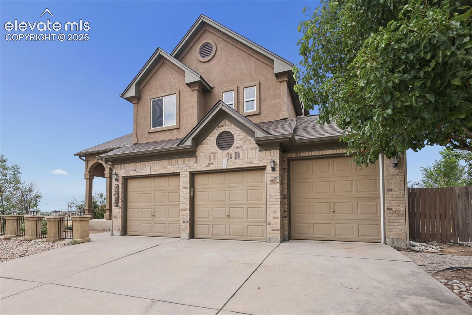 7704 Braxton Drive
