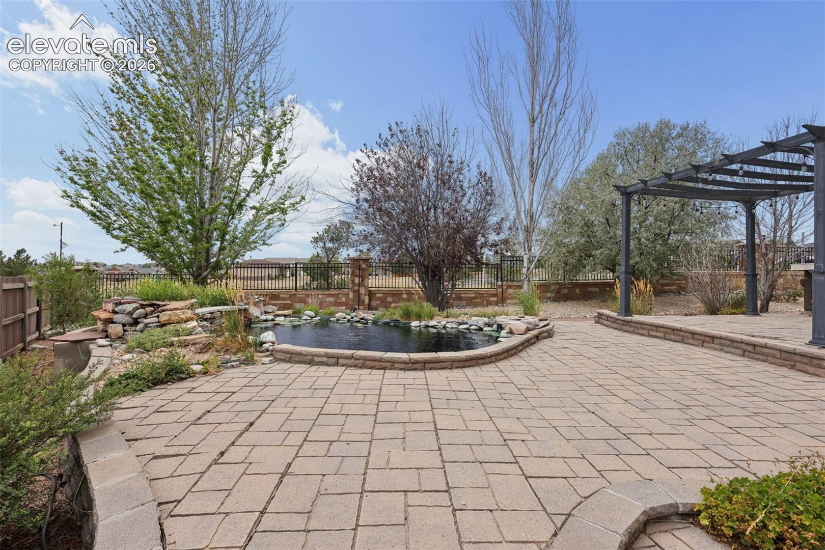 7704 Braxton Drive