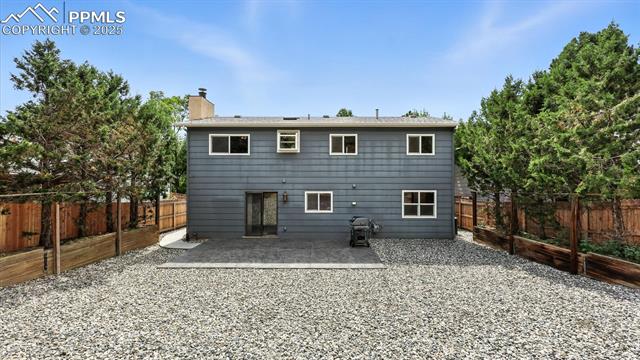 6290 Pemberton Way