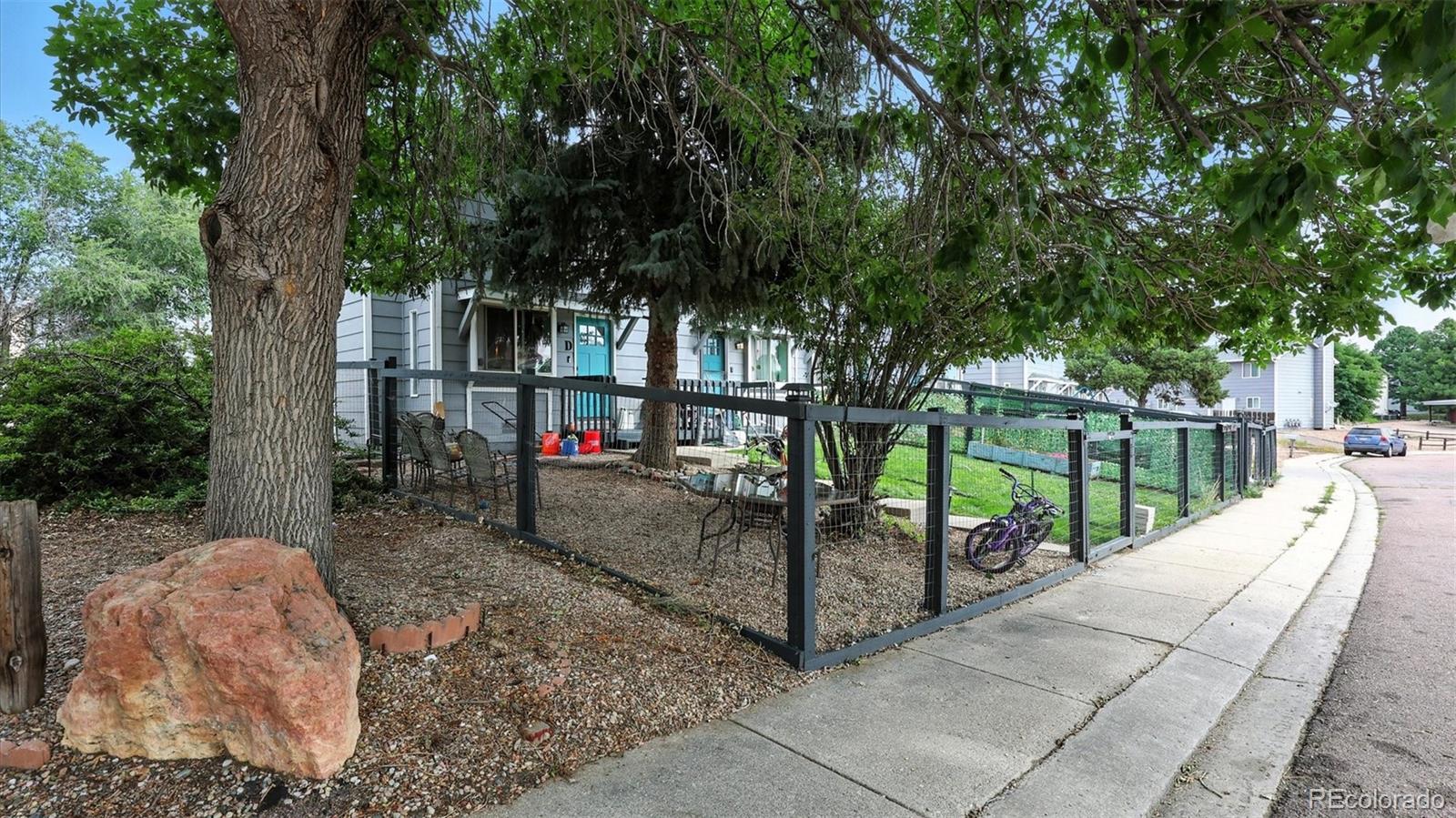 1971 Mineola Street Unit: D