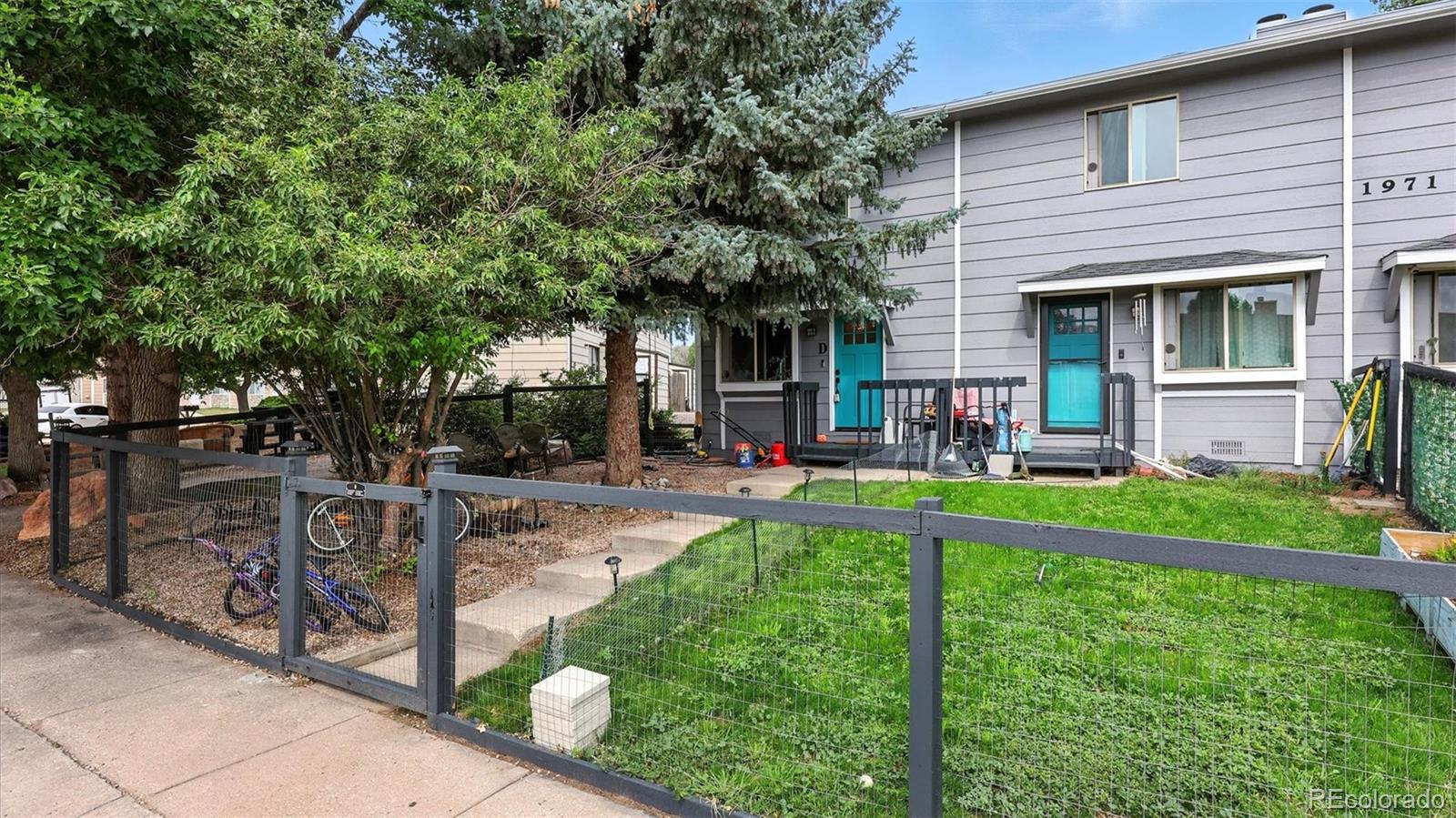 1971 Mineola Street Unit: D