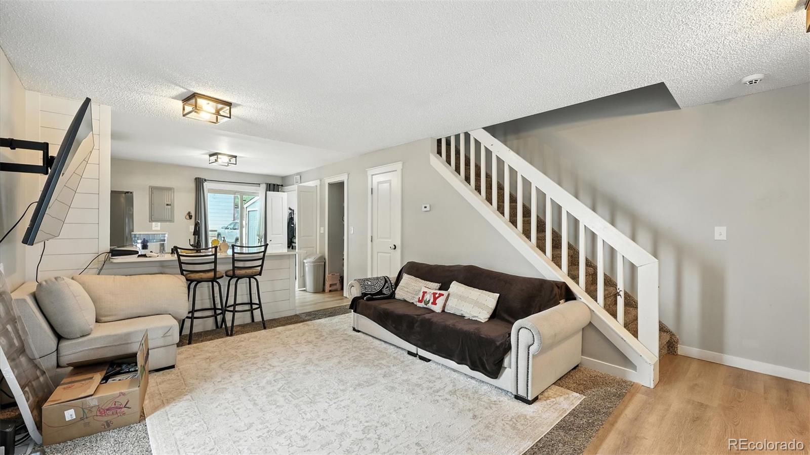 1971 Mineola Street Unit: D