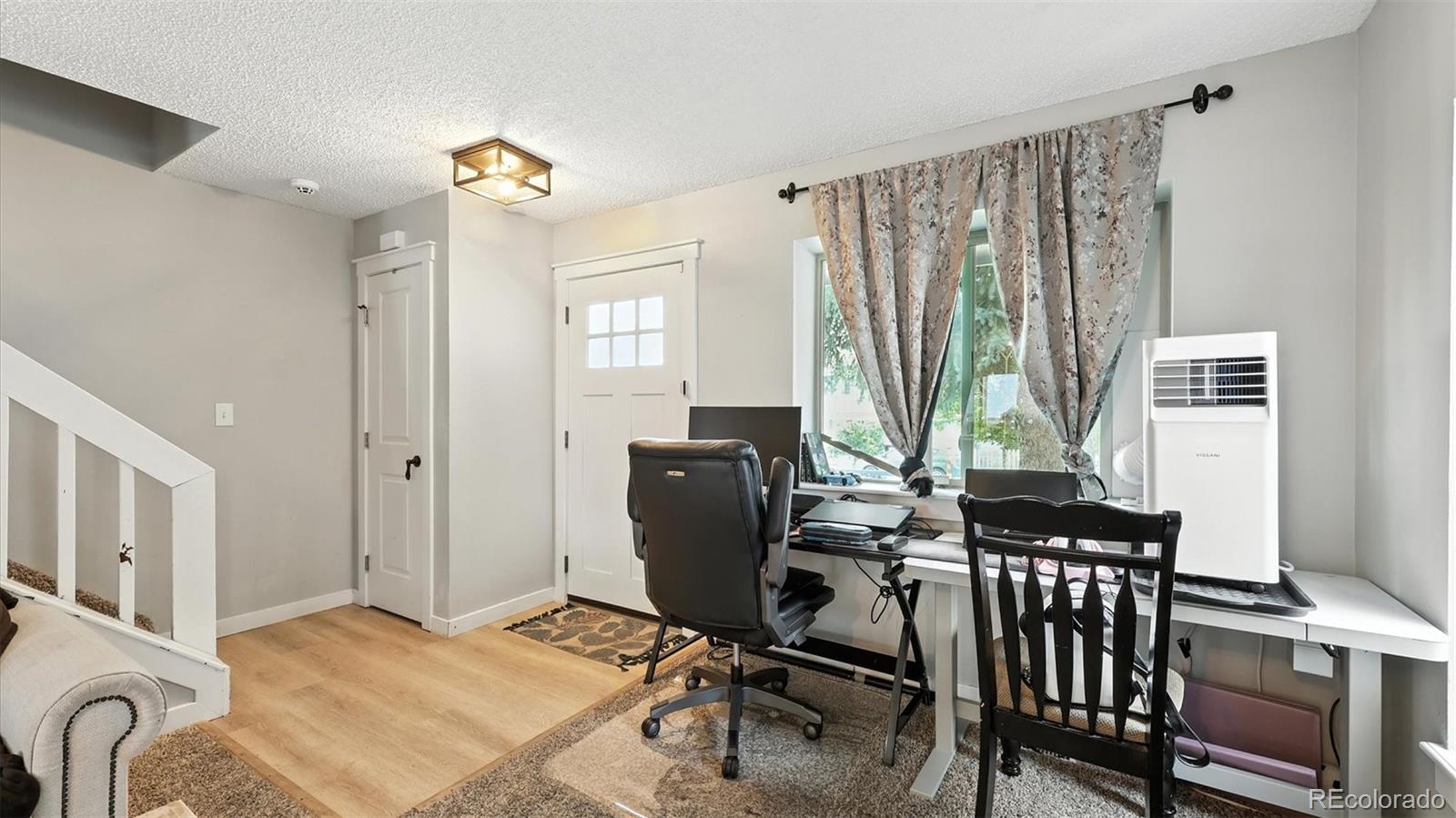 1971 Mineola Street Unit: D