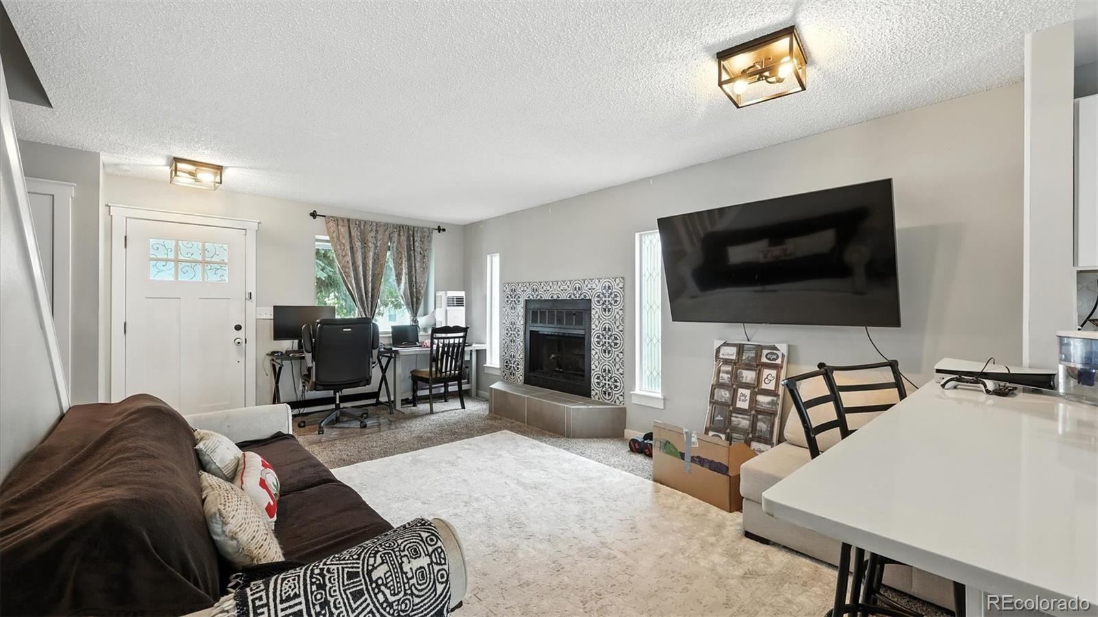 1971 Mineola Street Unit: D