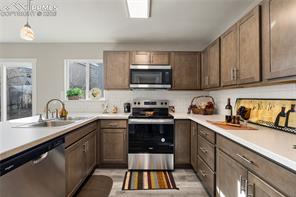 865 Regent Court