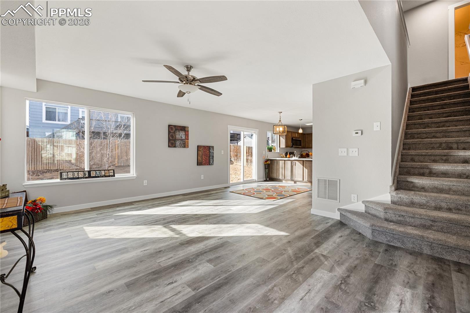 865 Regent Court