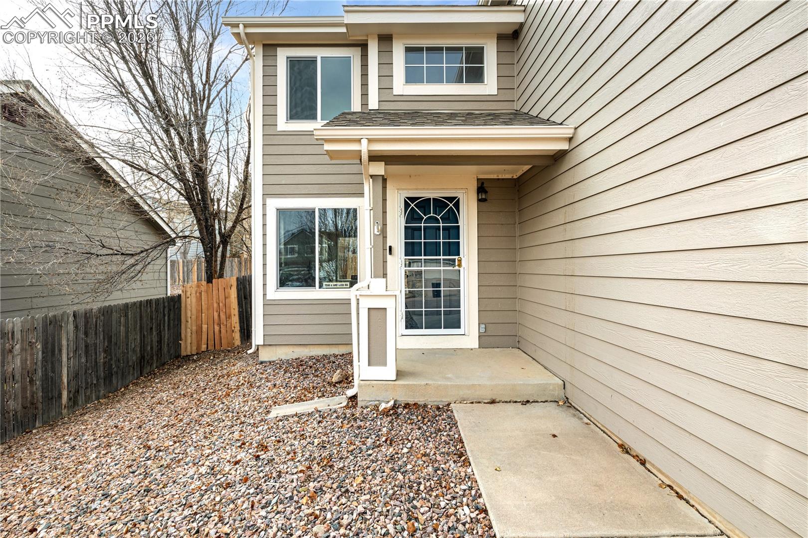865 Regent Court