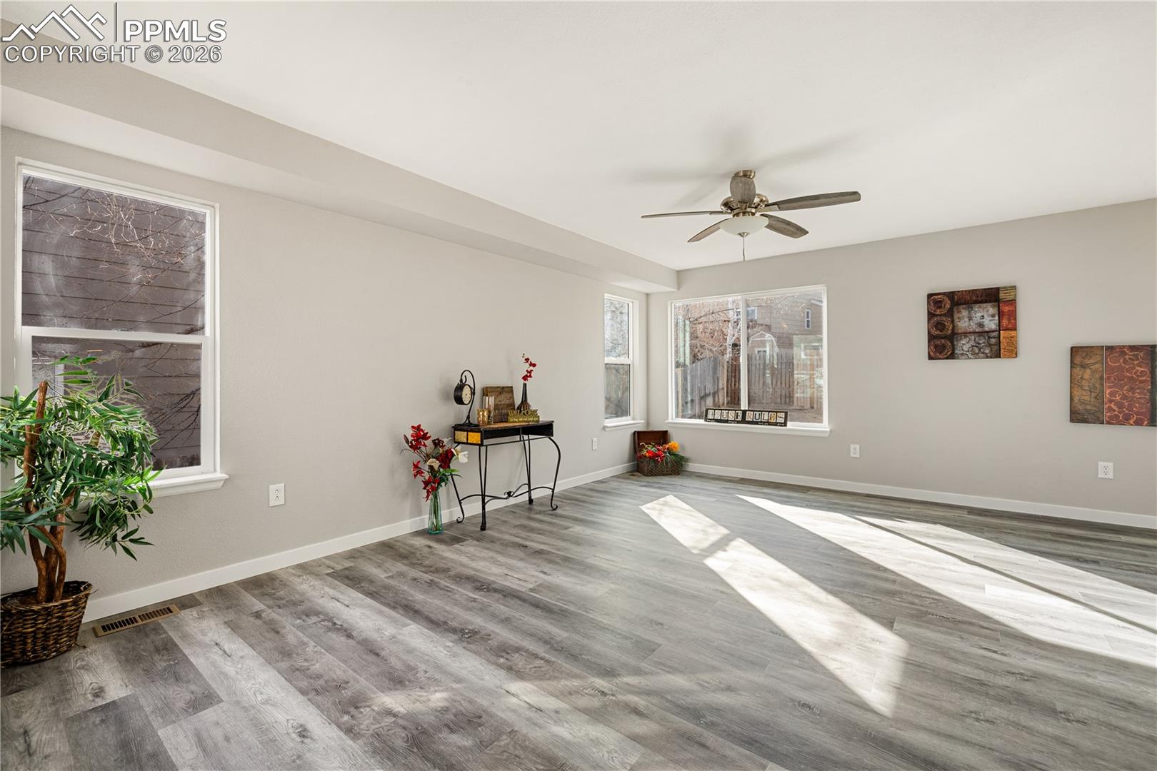 865 Regent Court