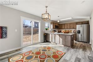 865 Regent Court