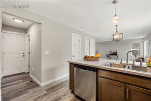 865 Regent Court