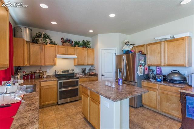 6377 San Mateo Drive