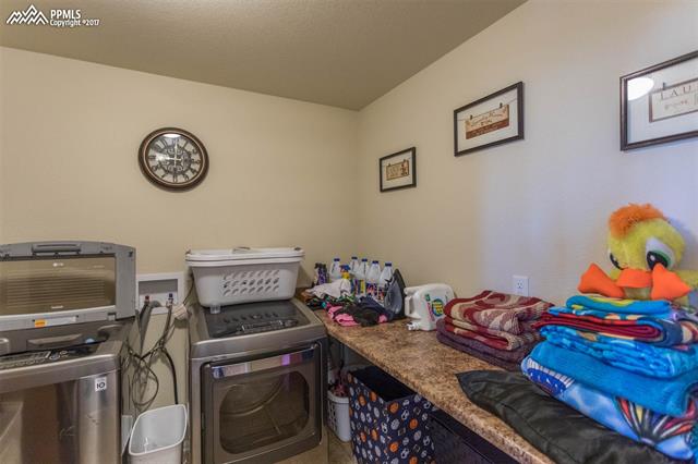 6377 San Mateo Drive