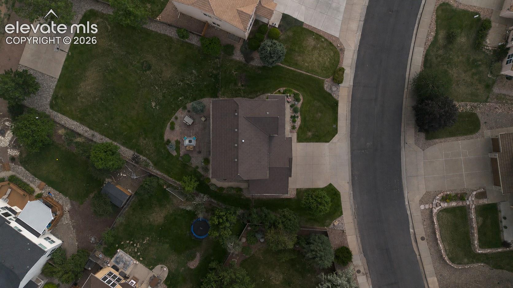 789 Capeglen Road