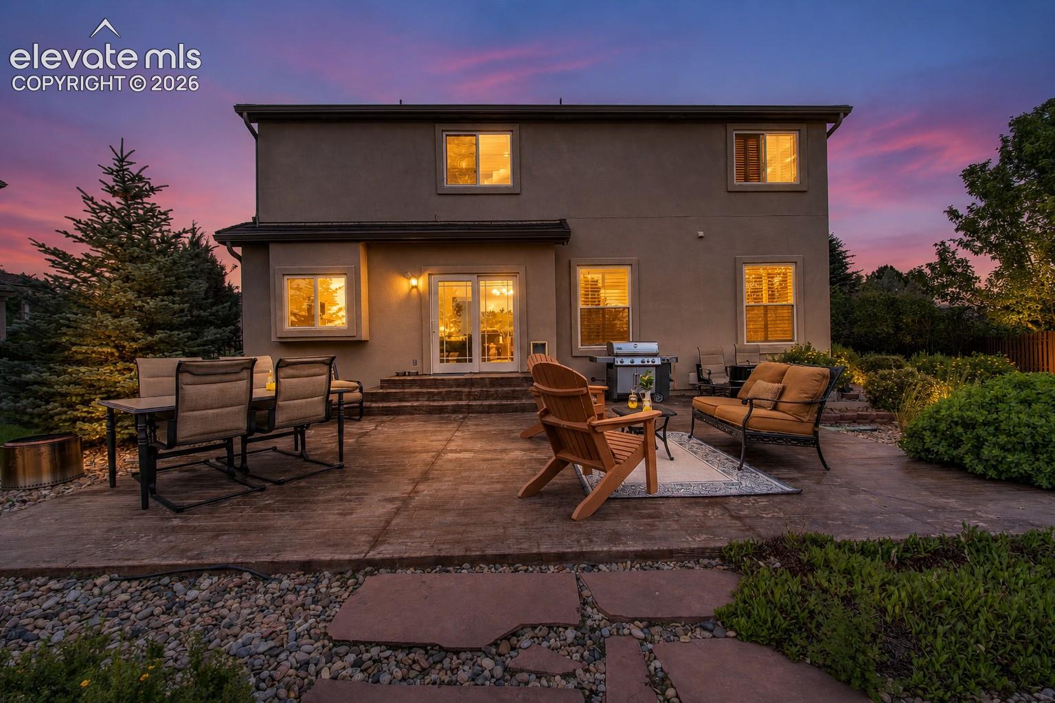 789 Capeglen Road