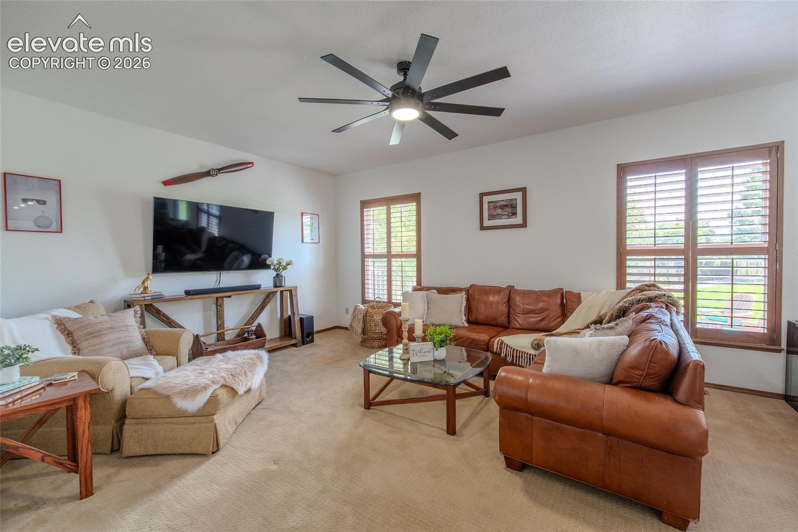 789 Capeglen Road