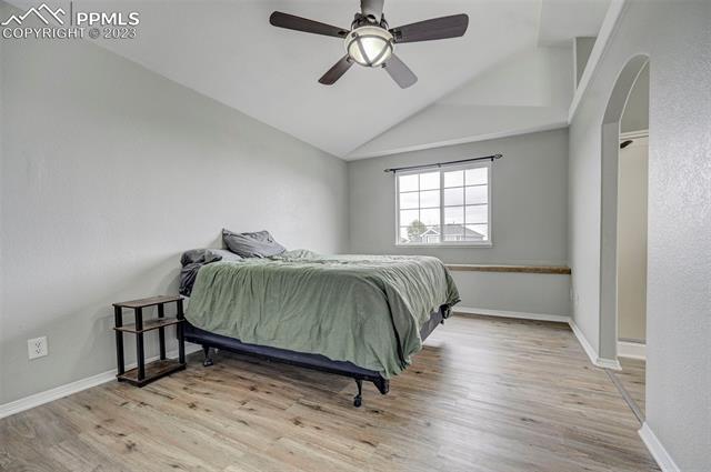 8122 Meadowcrest Drive