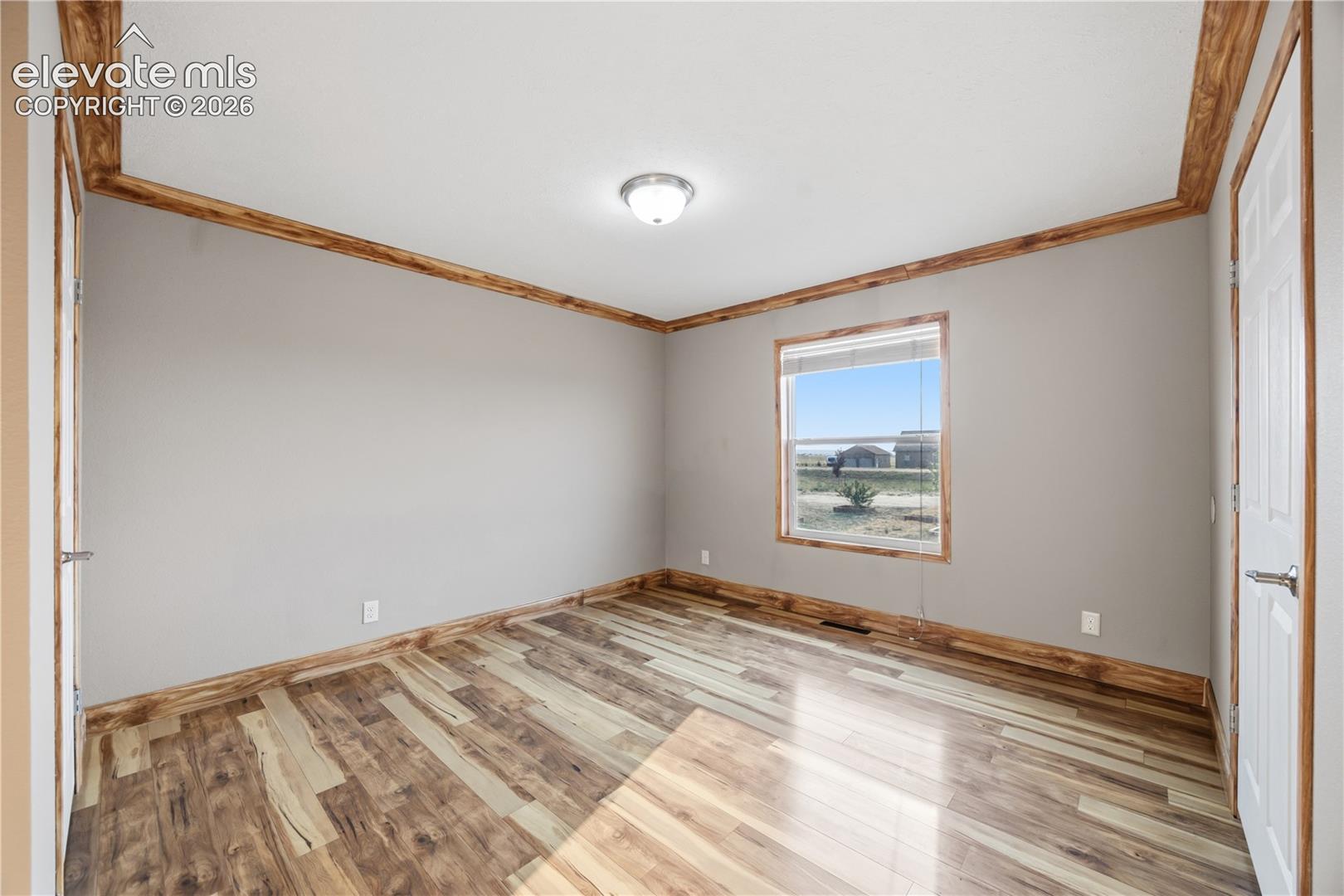 1088 Spotted Owl Way