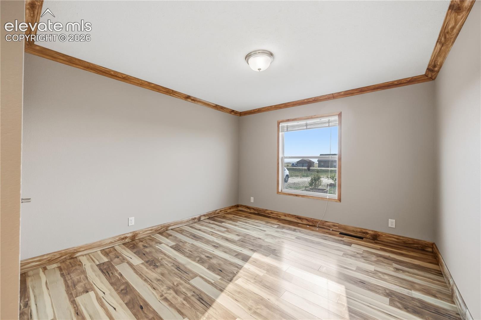 1088 Spotted Owl Way