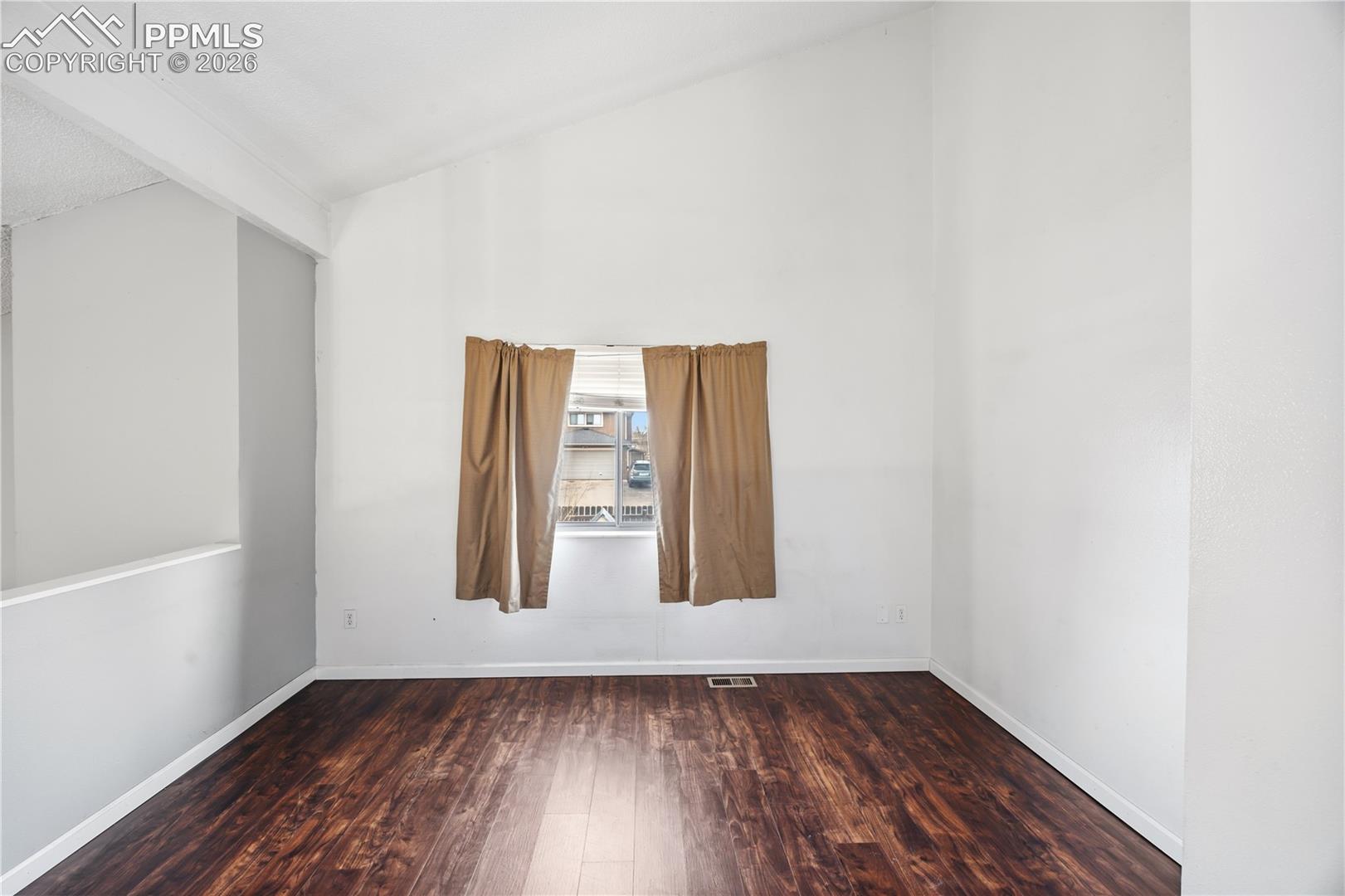 2105 Endicott Court