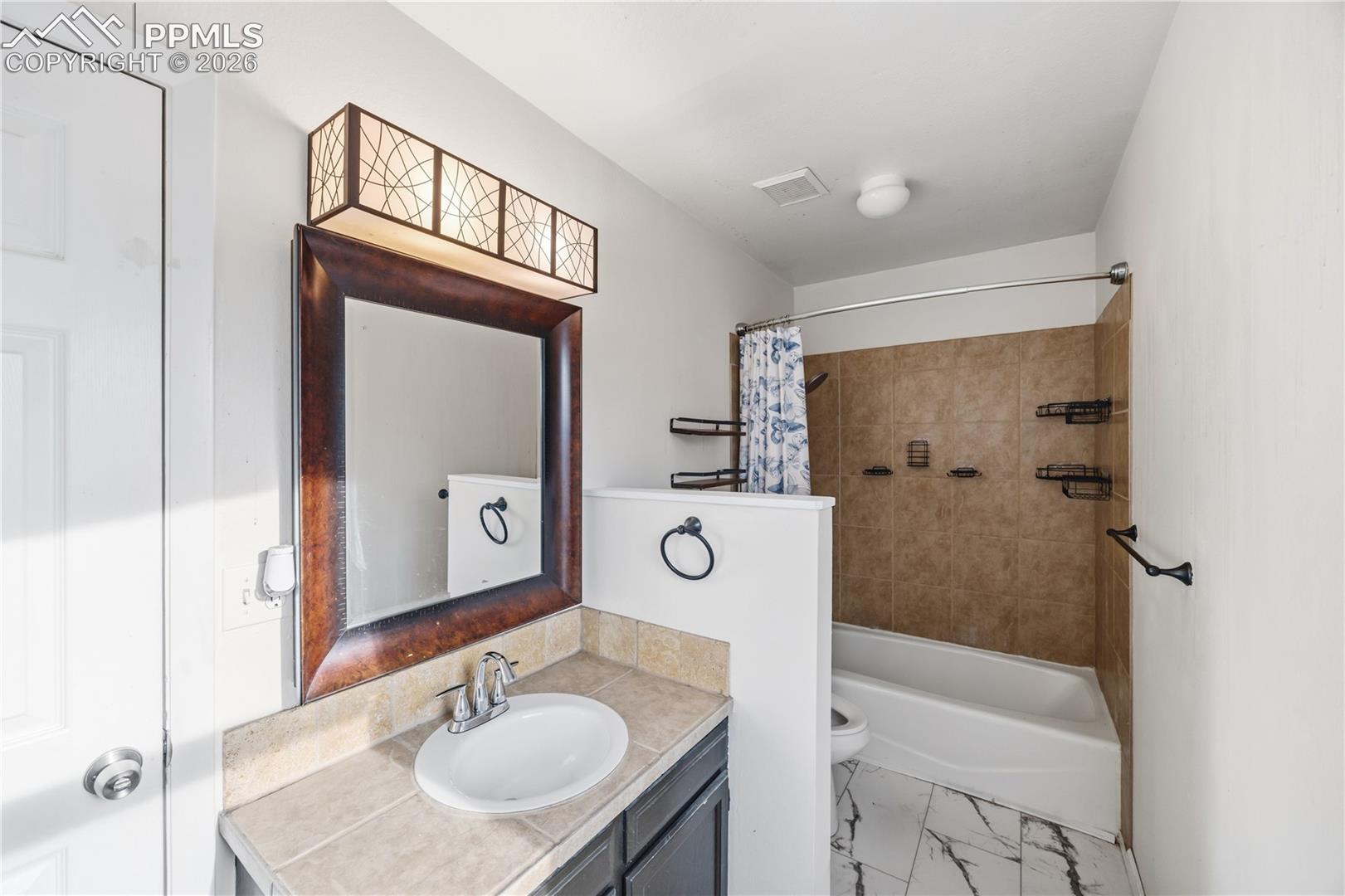 2105 Endicott Court