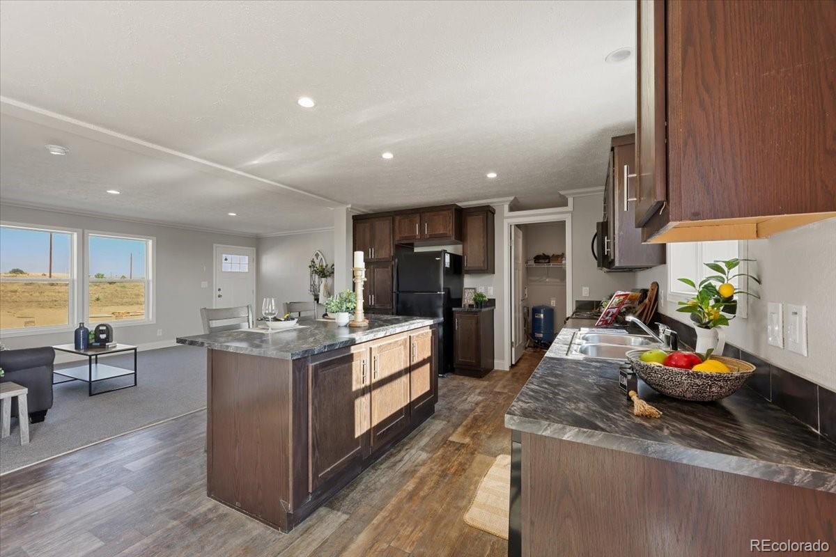 21165 CALLE PACIFICO Point