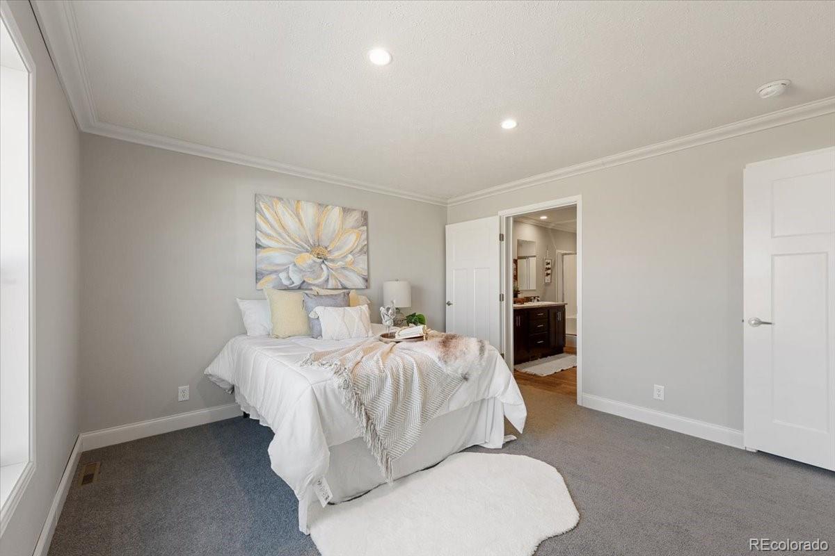 21165 CALLE PACIFICO Point