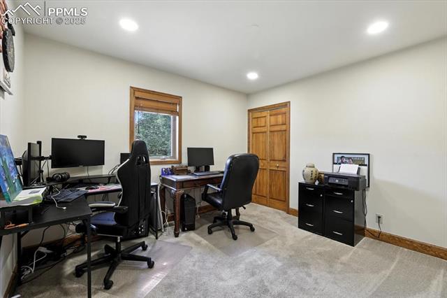 1975 Valley View Drive
