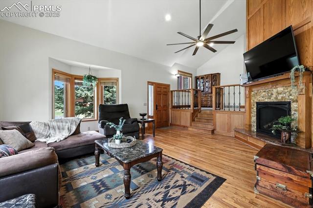 1975 Valley View Drive