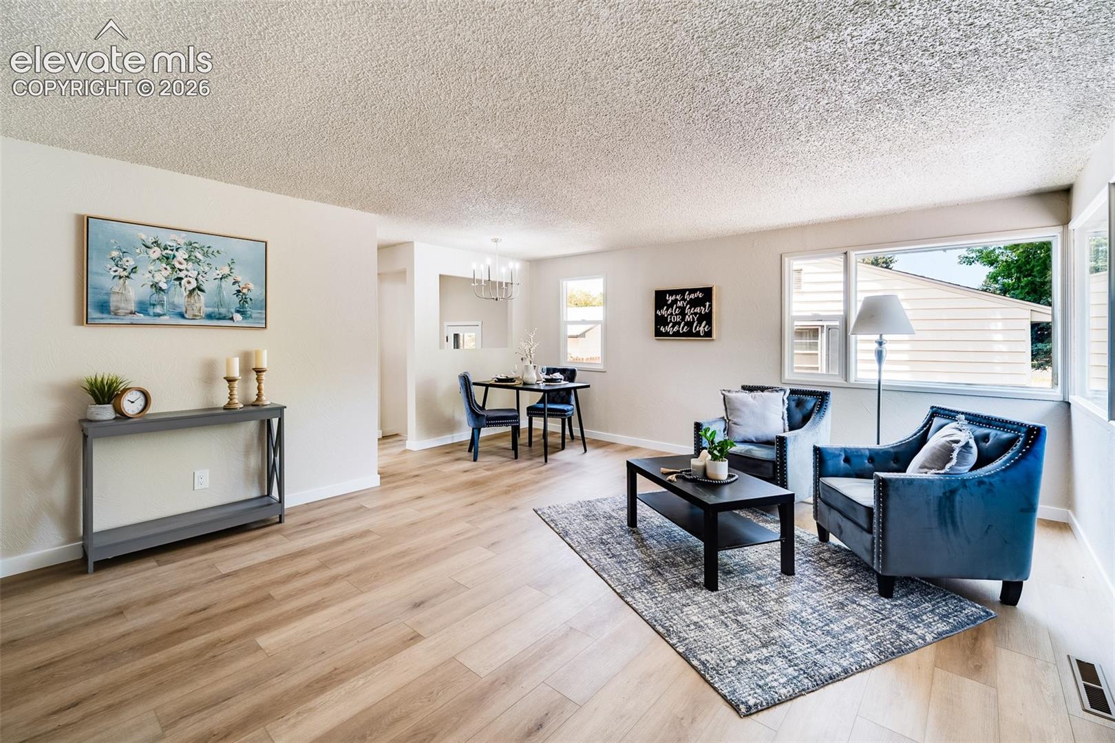 2518 Meadowlark Lane