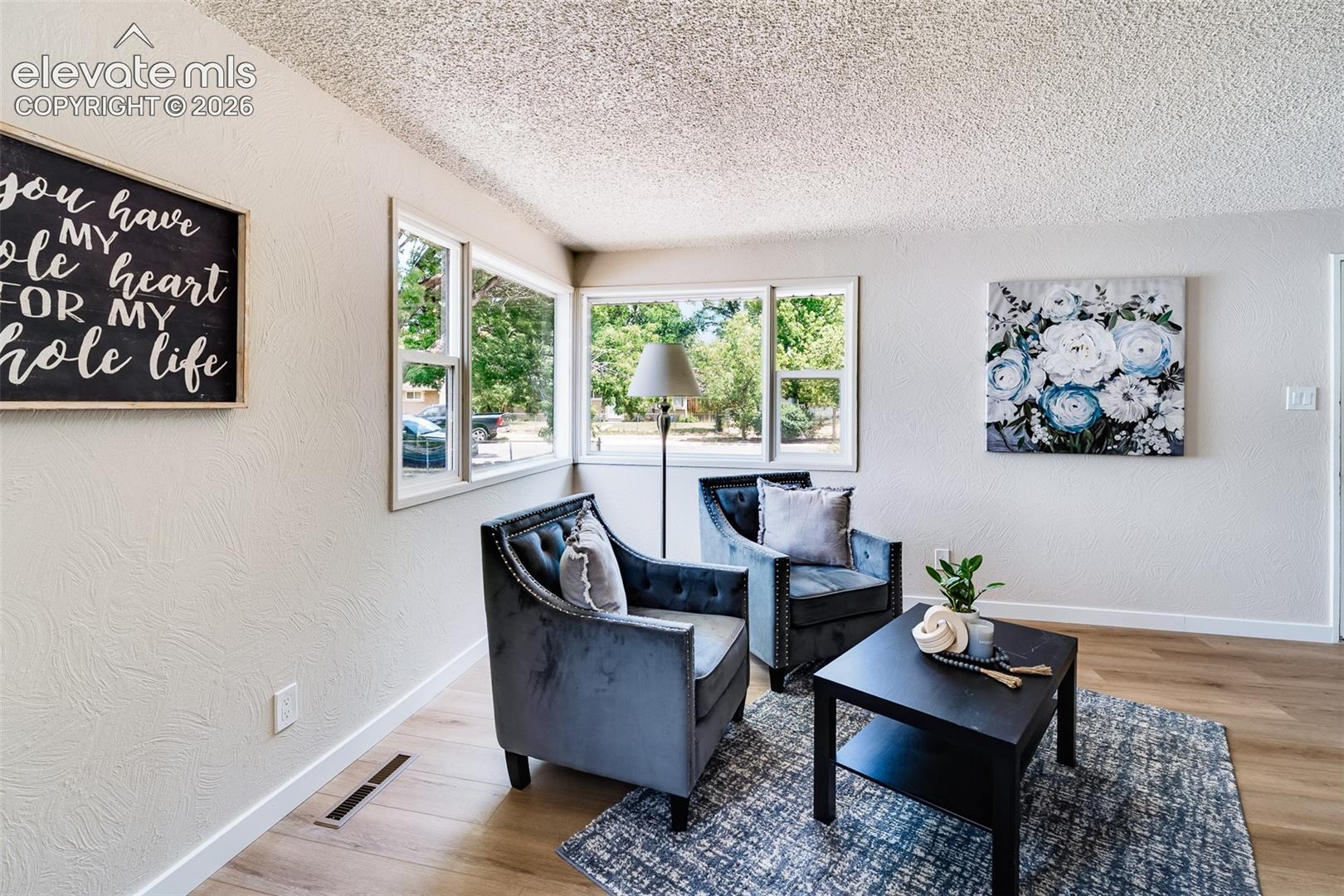 2518 Meadowlark Lane