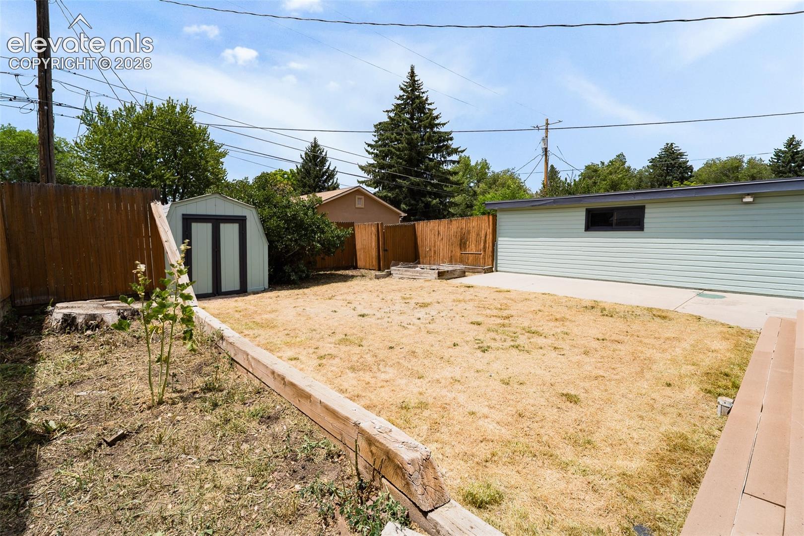 2518 Meadowlark Lane