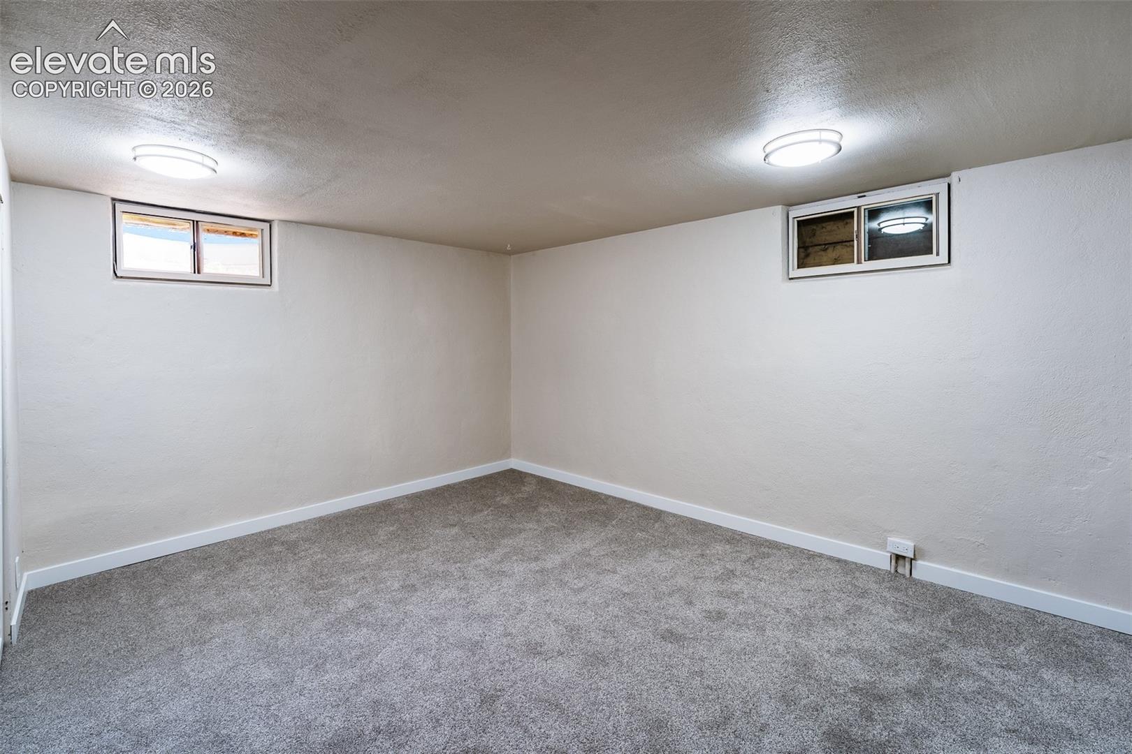 2518 Meadowlark Lane