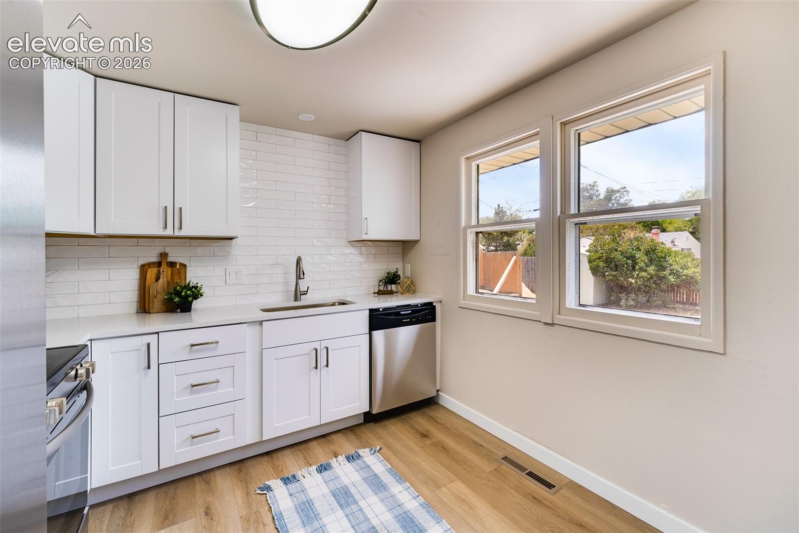 2518 Meadowlark Lane