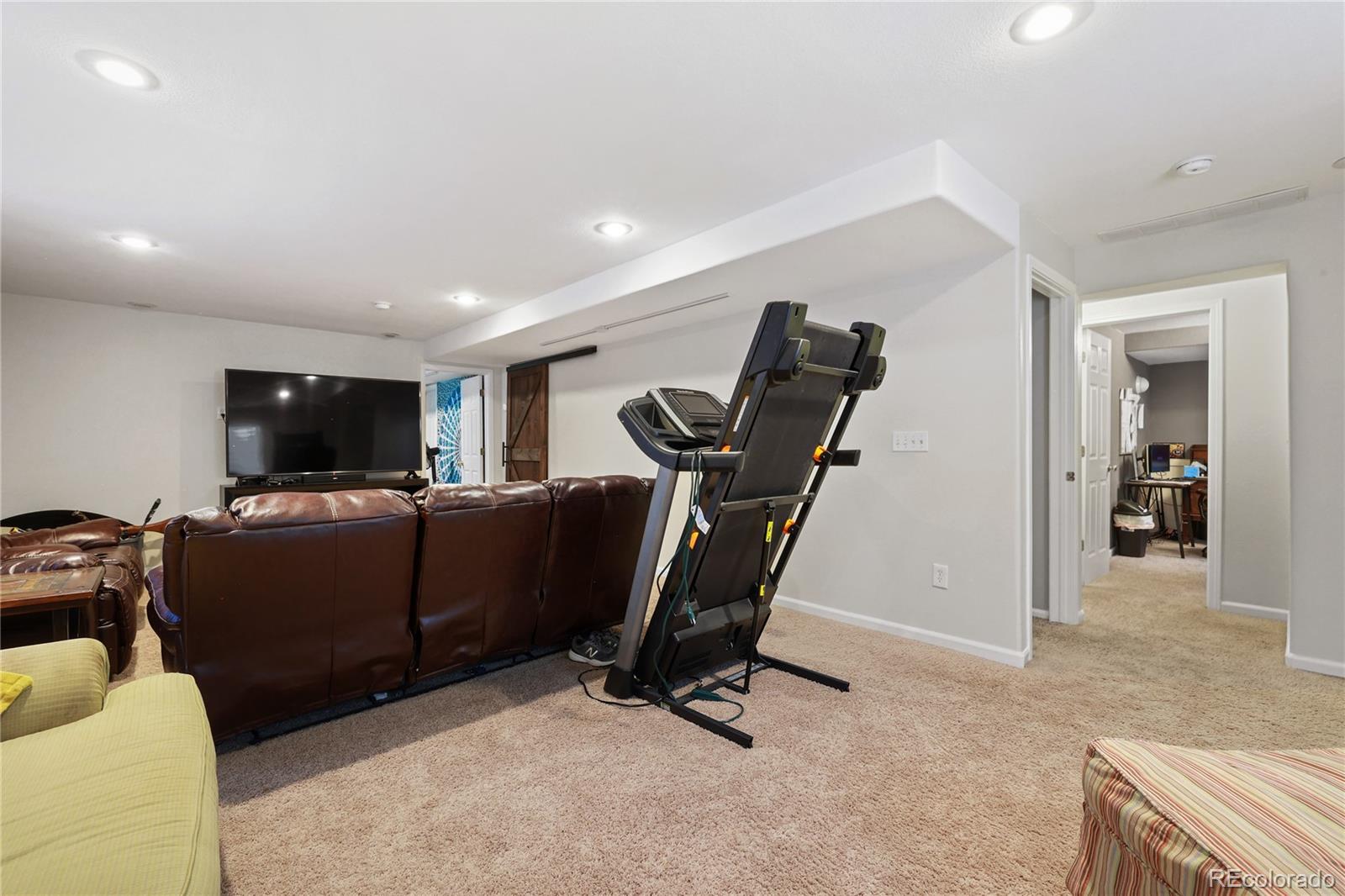 14185 Albatross Drive