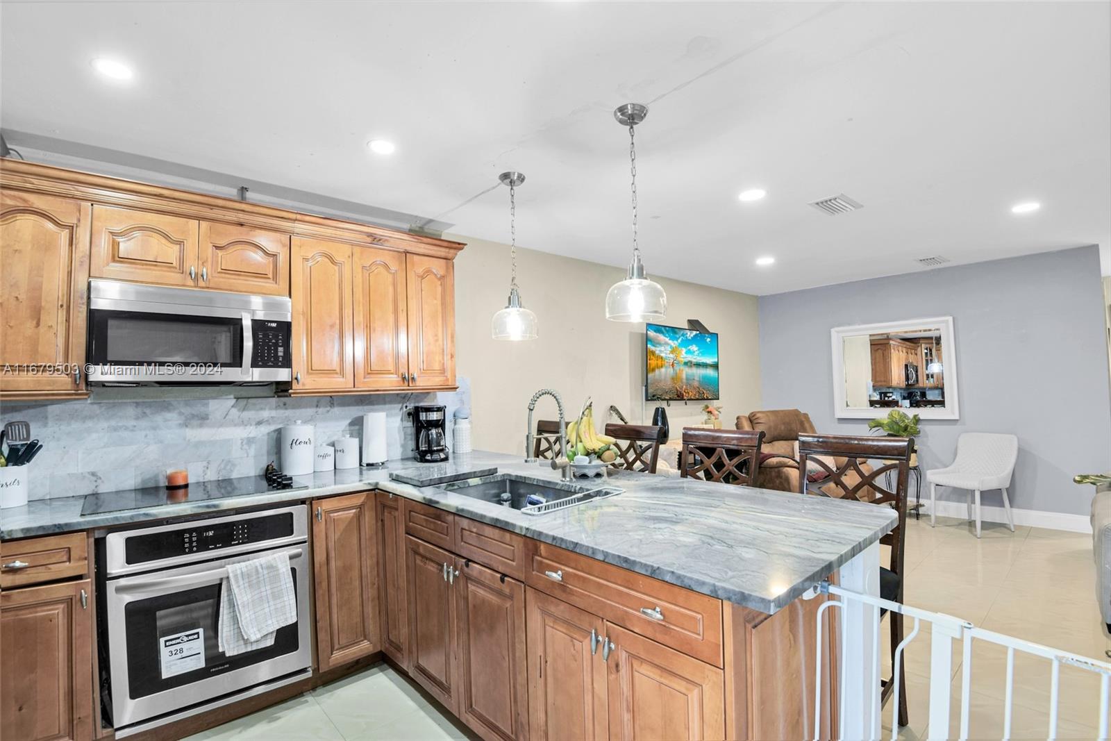 550 SW 115th Ave # 306F