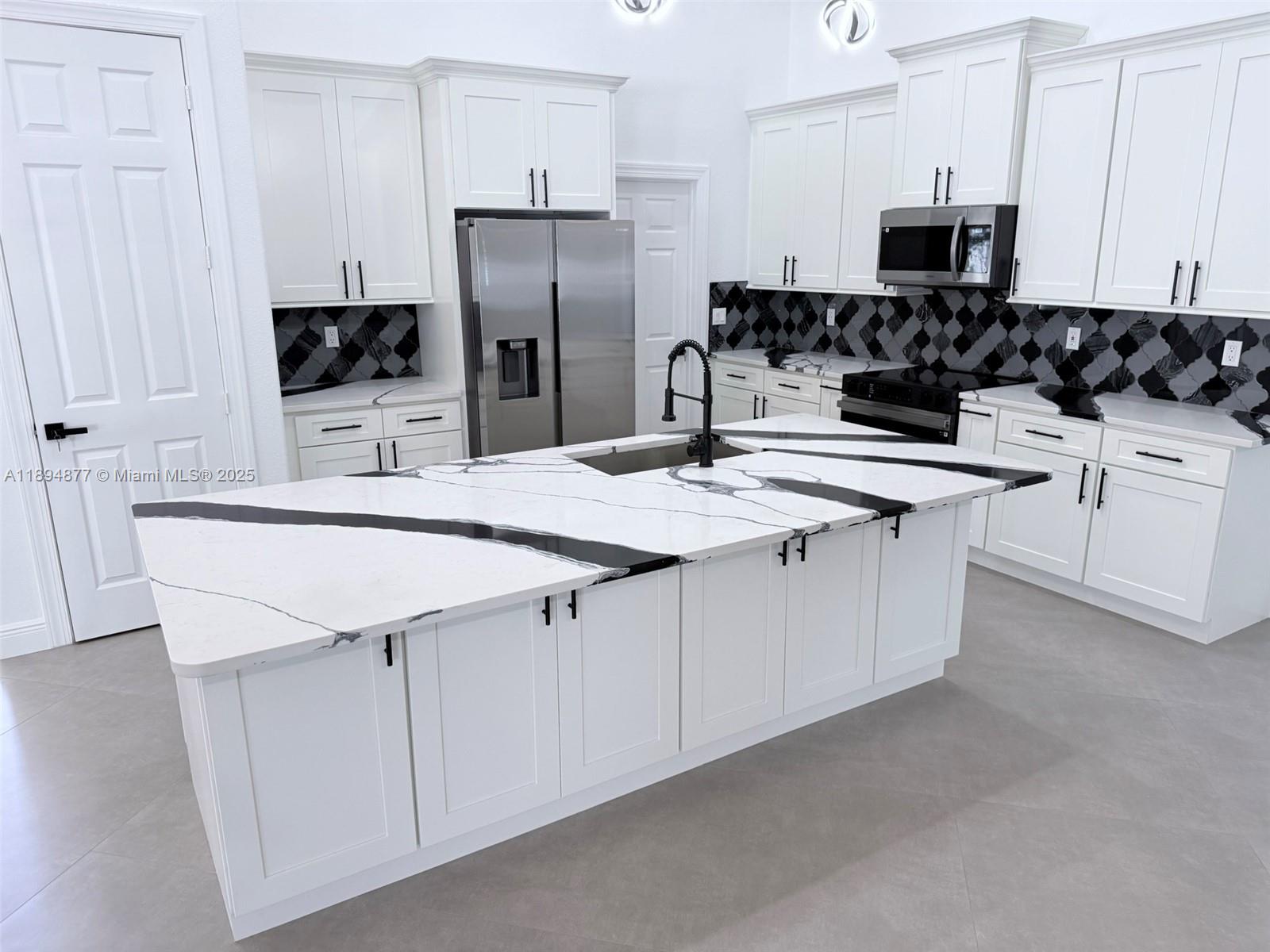 1749 SW Desert Ave, Port St. Lucie