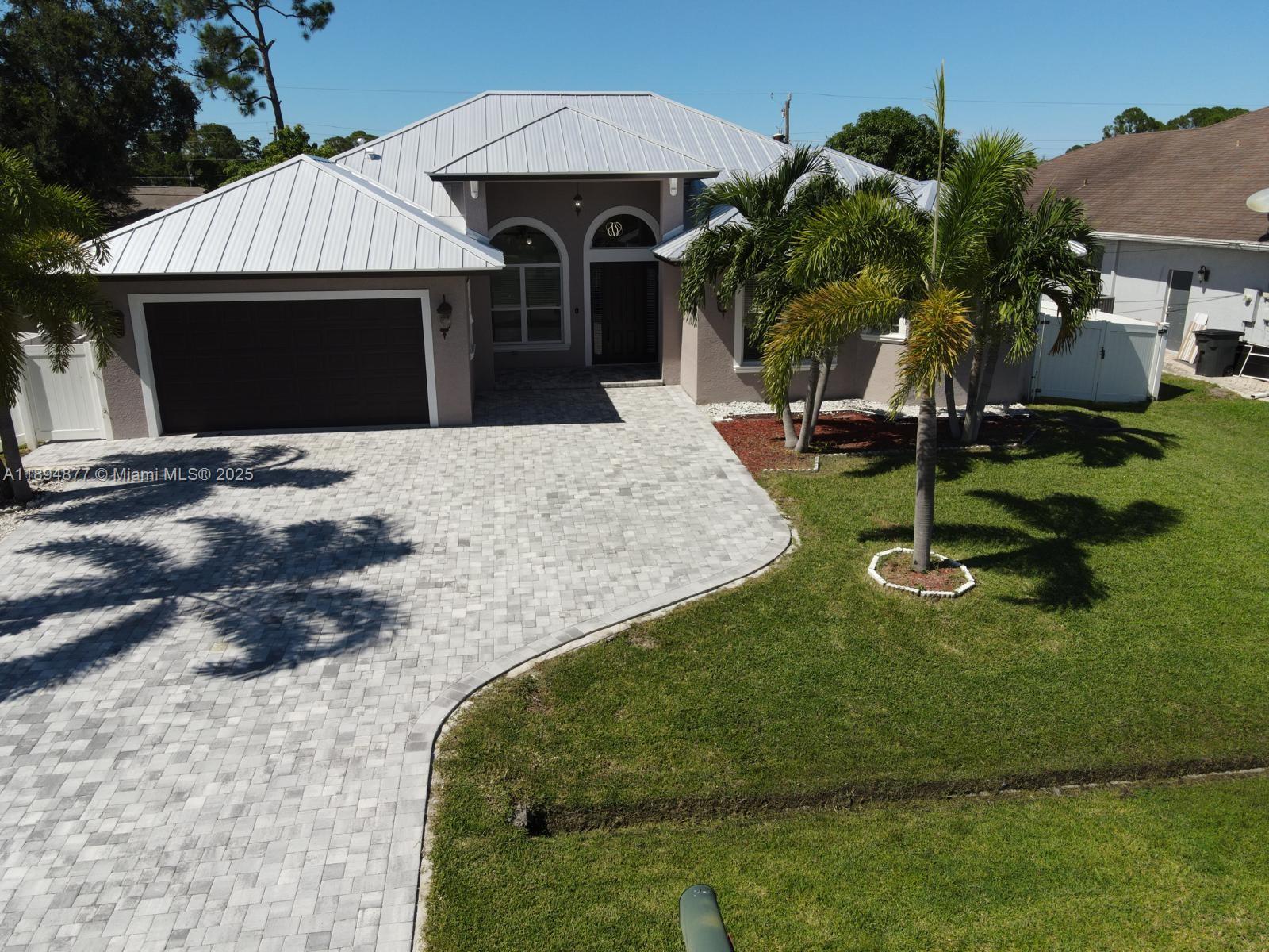 1749 SW Desert Ave, Port St. Lucie