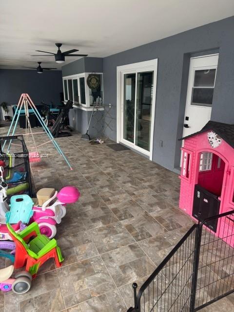 702 NW Orchid St, Port St. Lucie