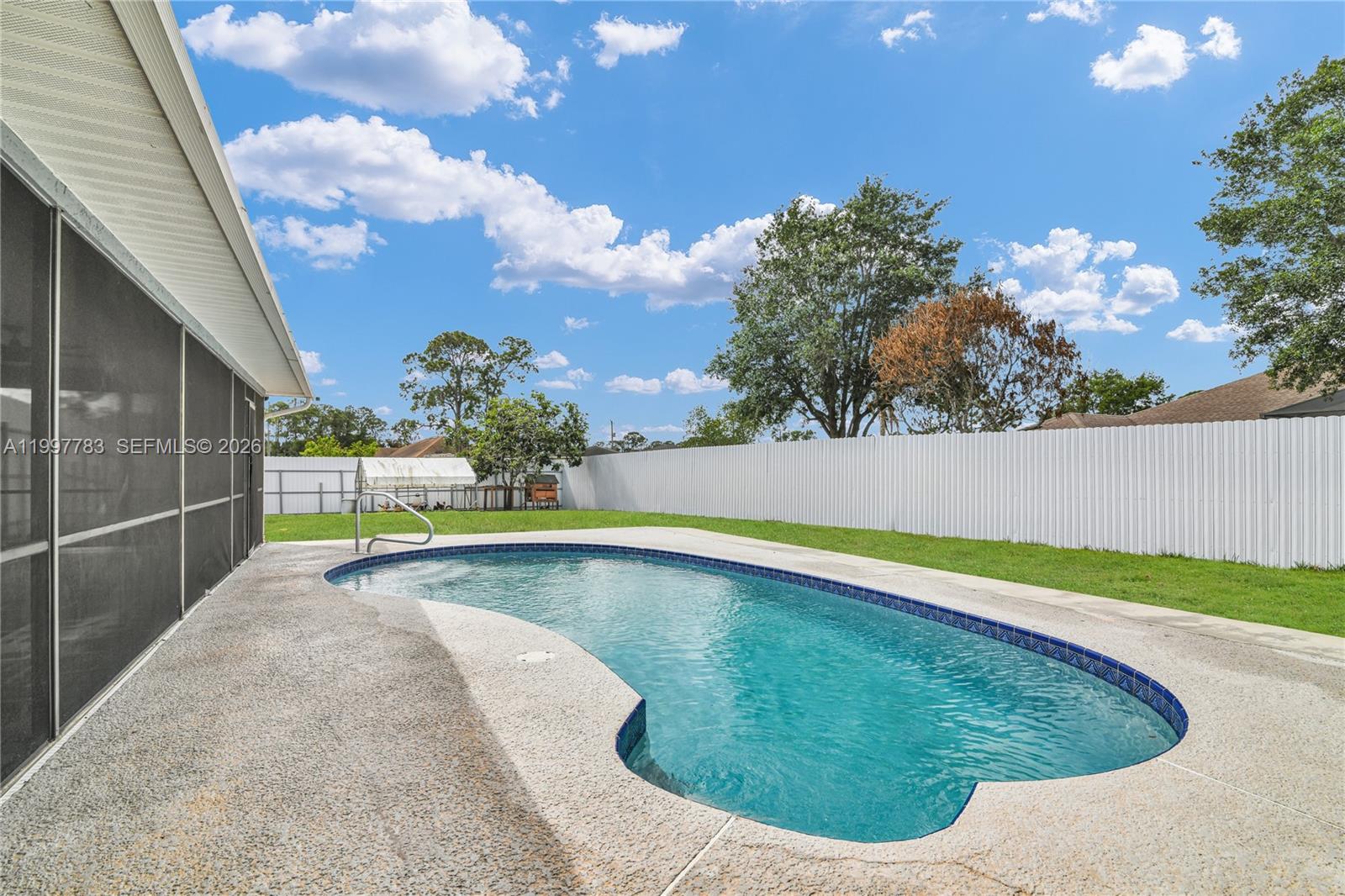 702 NW Orchid St, Port St. Lucie