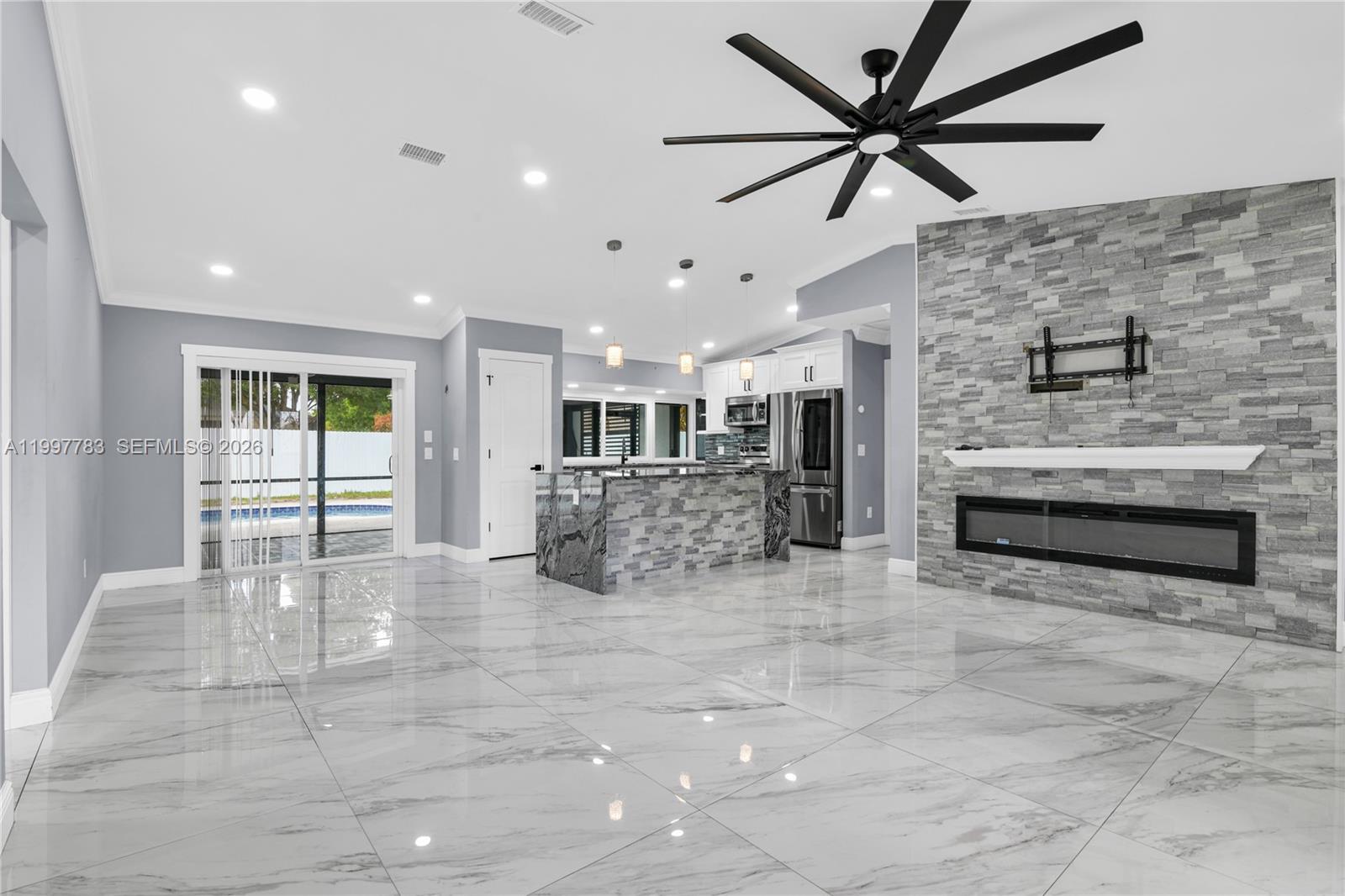 702 NW Orchid St, Port St. Lucie