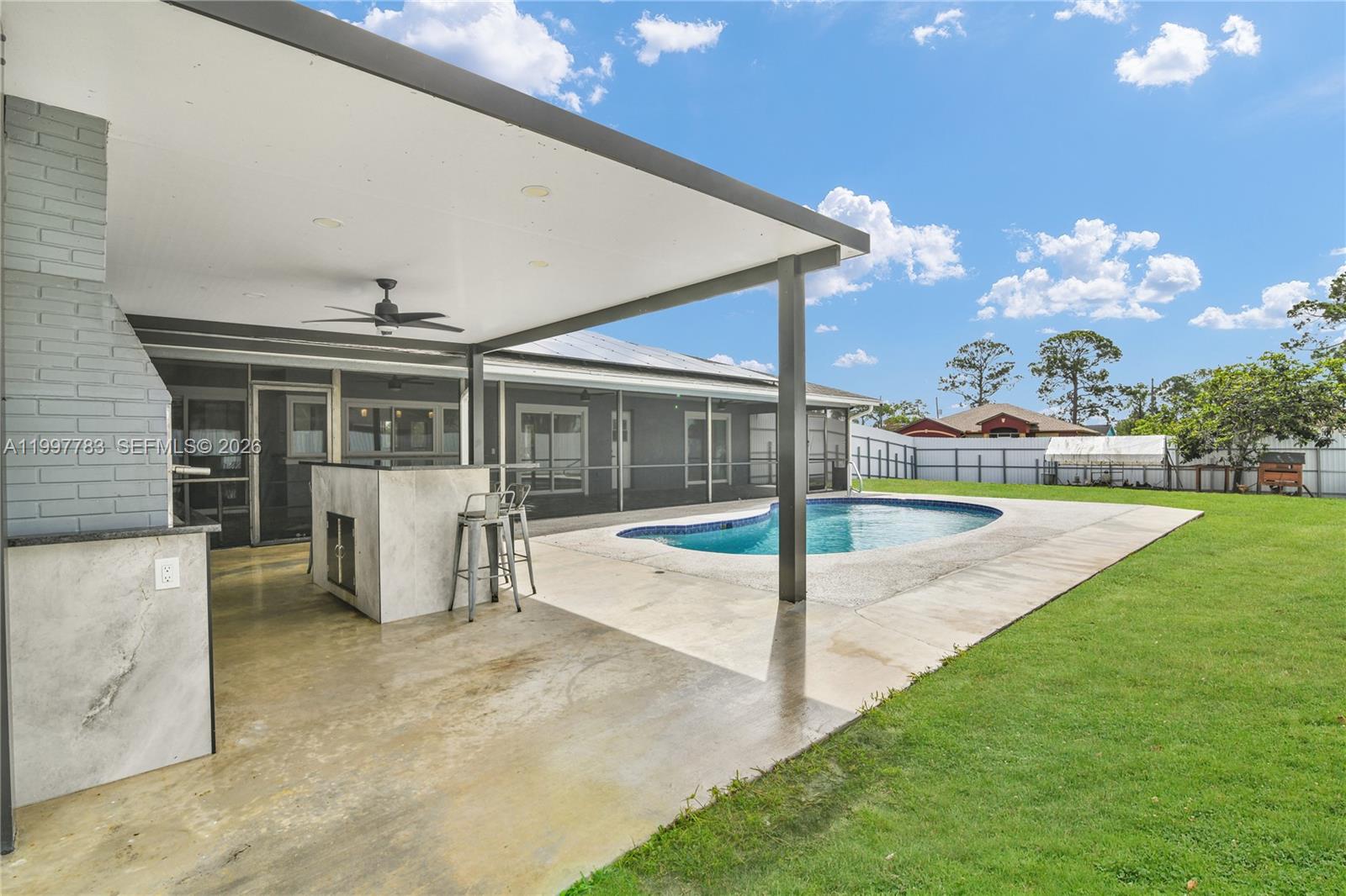 702 NW Orchid St, Port St. Lucie