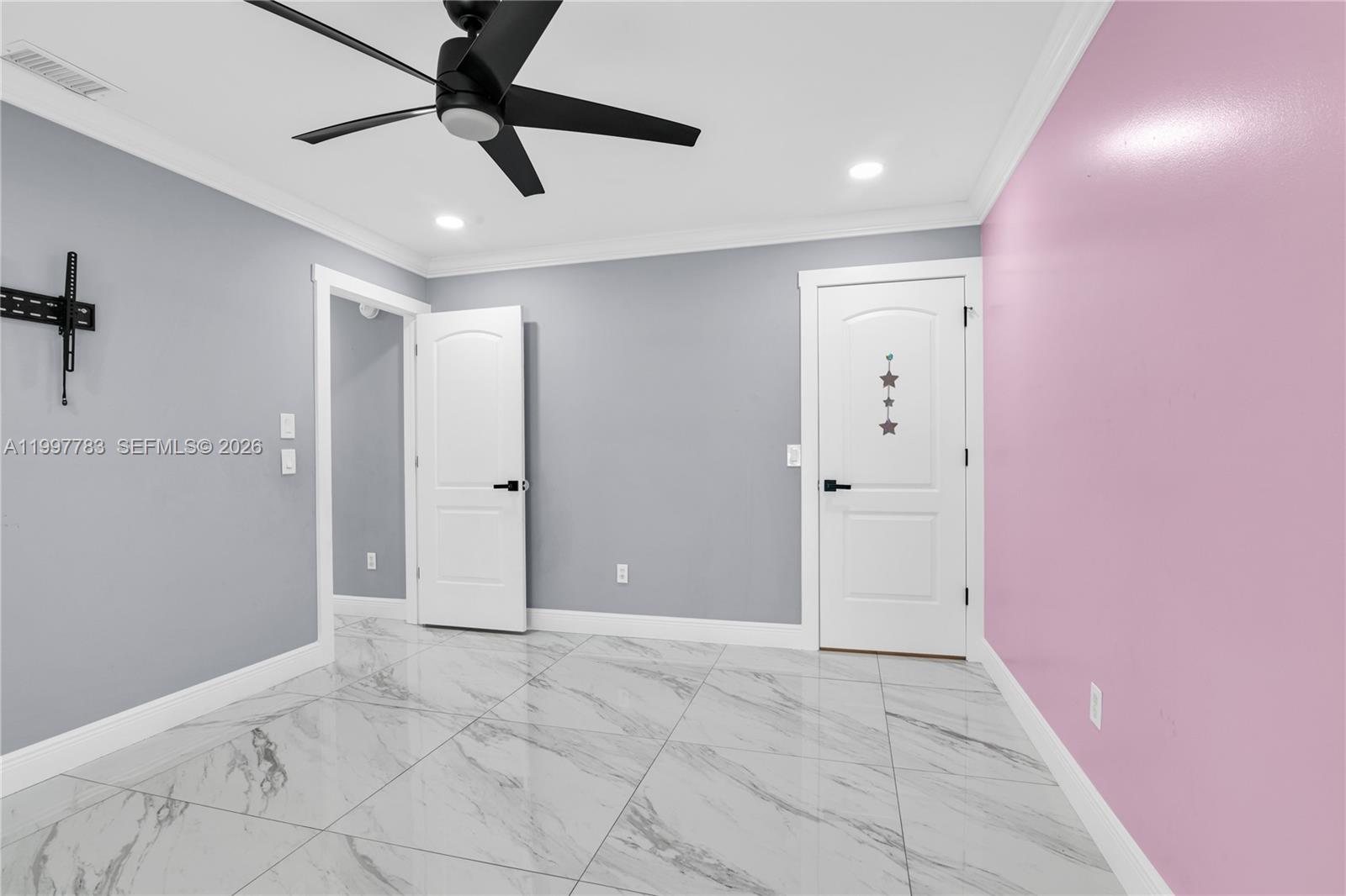 702 NW Orchid St, Port St. Lucie