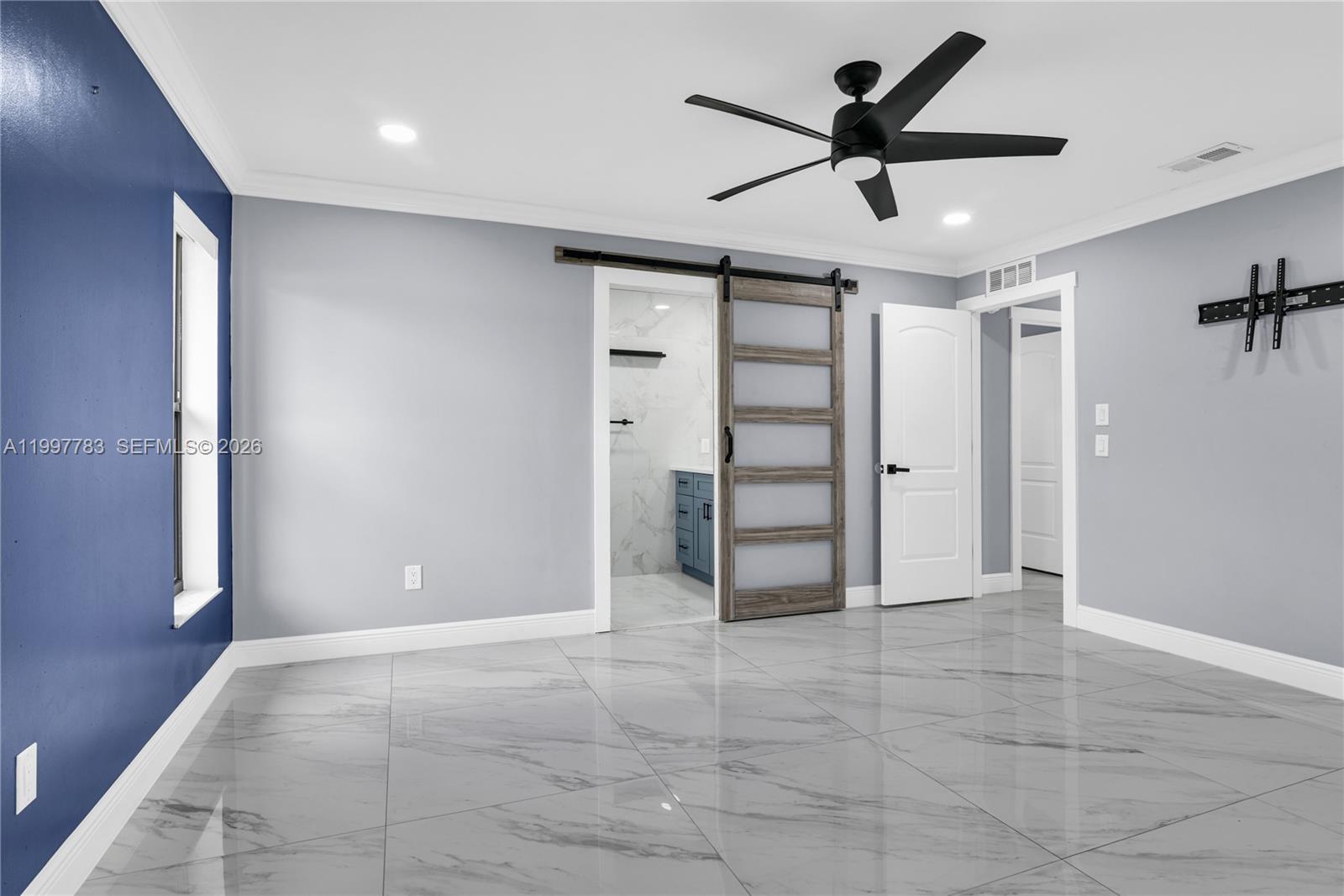 702 NW Orchid St, Port St. Lucie