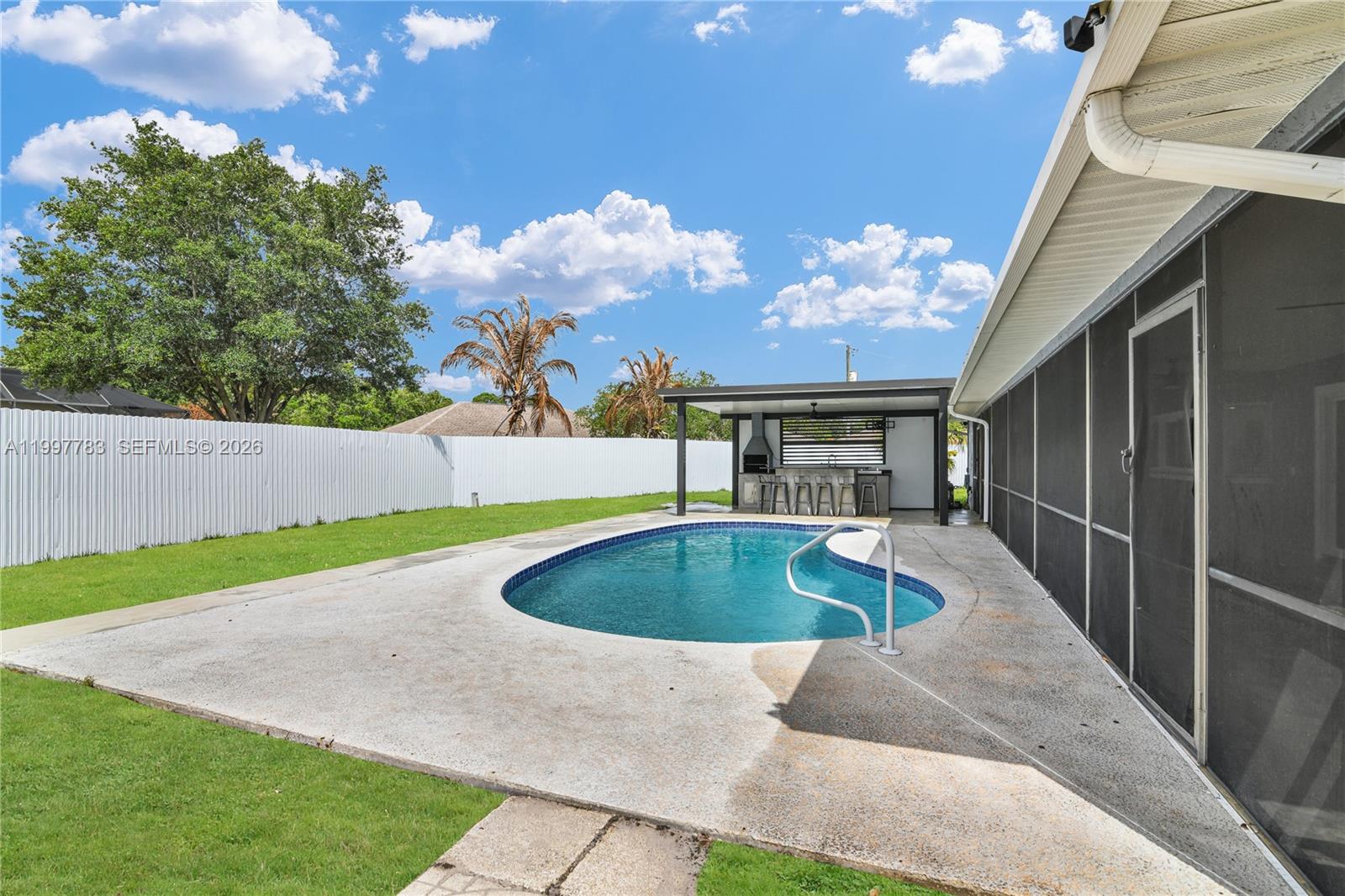 702 NW Orchid St, Port St. Lucie